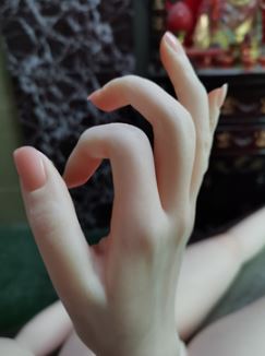 realisticka-panna-future-doll-premium-prsty